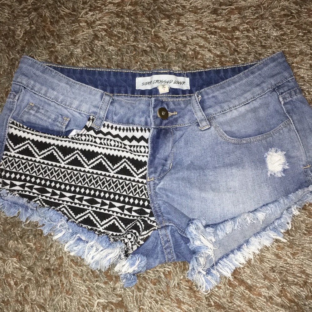 Star Crossed Lover jean shorts - Picture 1 of 6